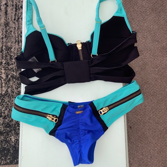 Beach Bunny Endless Summer Set - Picture 6 of 11